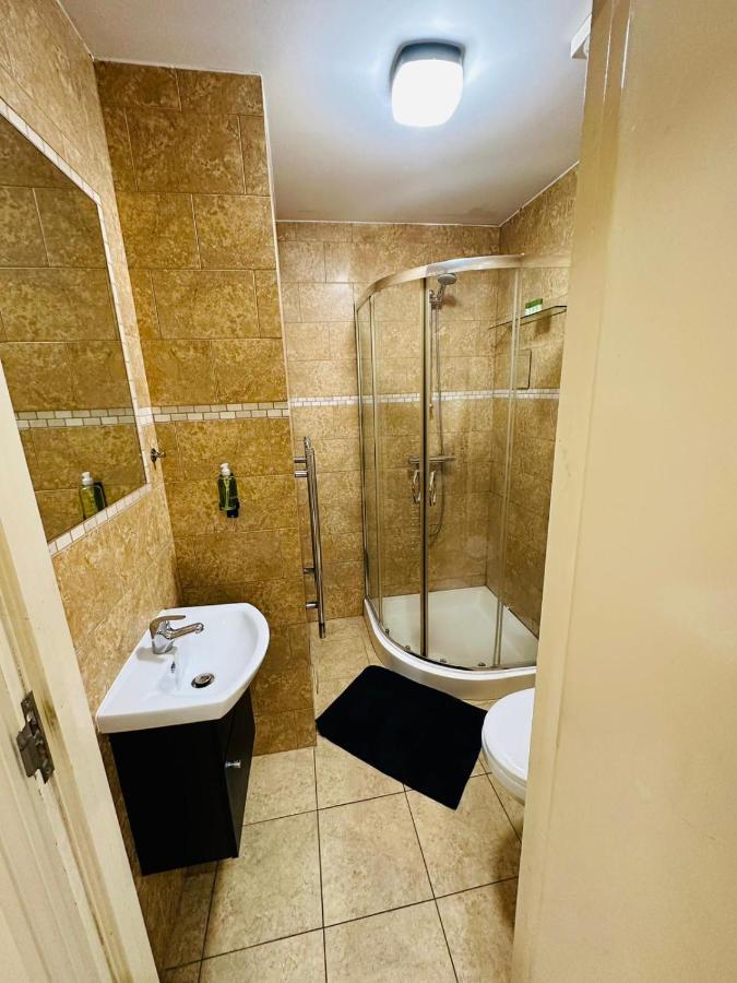 Premium Studio Flat 02 Near Tower Bridge Lägenhet London Exteriör bild